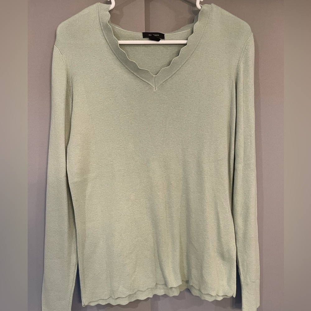 Halogen Mint Scalloped V-Neck Sweater